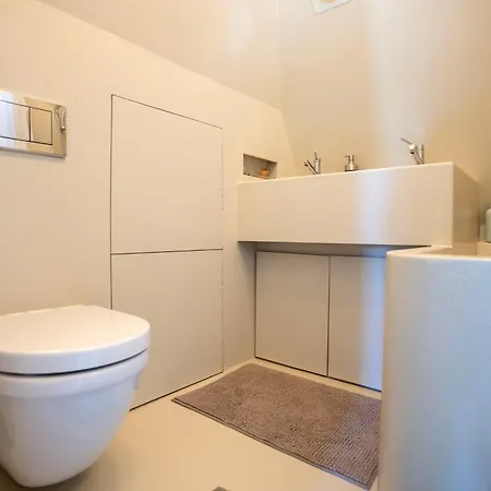 Apartment Your Own Floor In Authentic Picturesque Dikehouse
