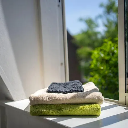 Гостевой дом Your Own Floor In Authentic Picturesque Dikehouse 3*