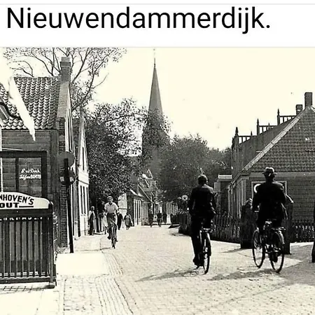 Гостевой дом Your Own Floor In Authentic Picturesque Dikehouse